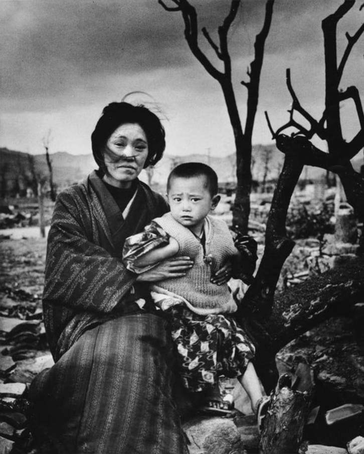 HIROSHIMA ARRASADA POR LA PRIMERA BOMBA ATÓMICA