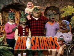 SINCLAIR: LA FAMILIA DINOSAURIO PARA LA HISTORIA